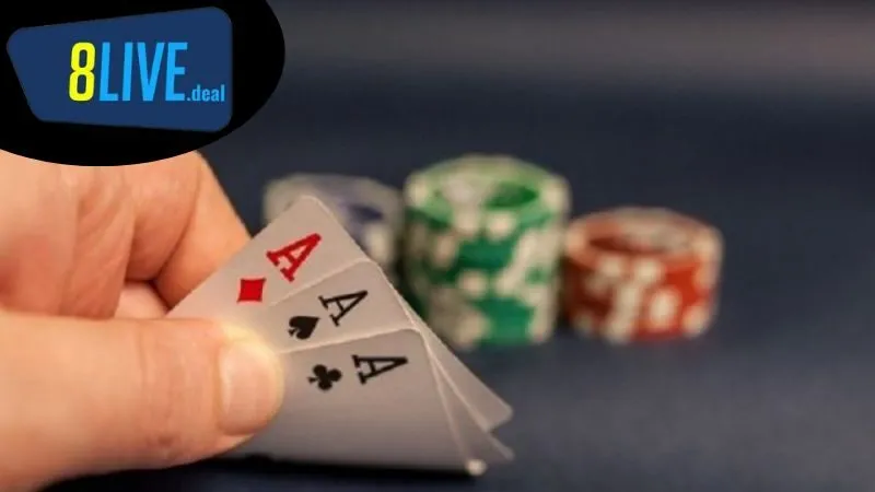Cơ: Chất bài của sự may mắn và quyền lực